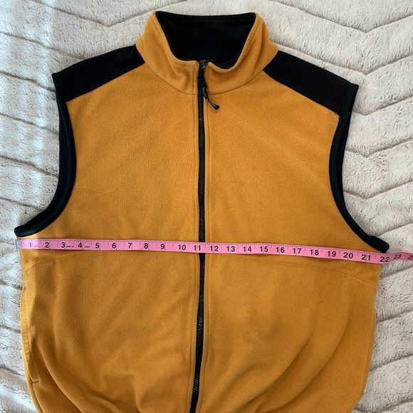 REI Yellow Fleece Vest Unisex - Picture 7 of 8